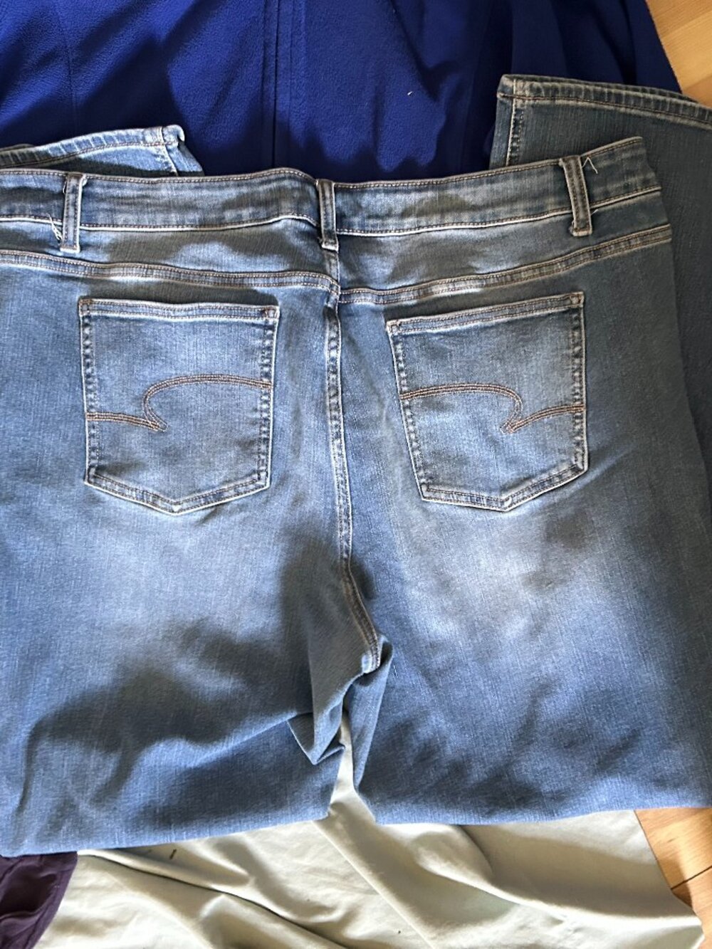 size 24 stretch blue denim jeans womens  twenty four  pants bootcut